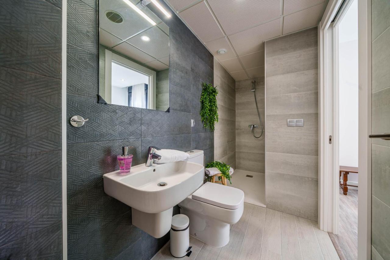 Malaga Old Town Pool & Parking Apartment Ngoại thất bức ảnh